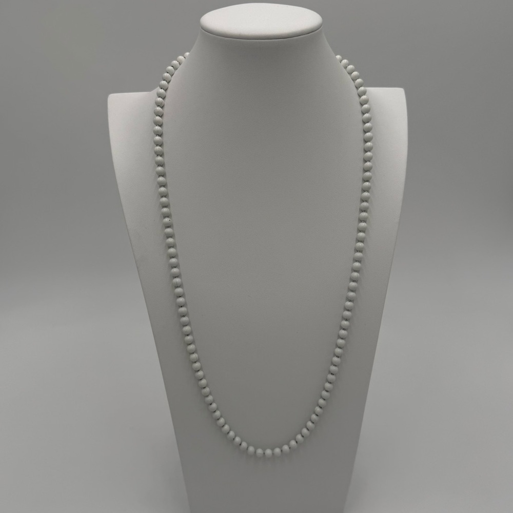 Vintage Oops A Daisy White Metal Bead Long Necklace